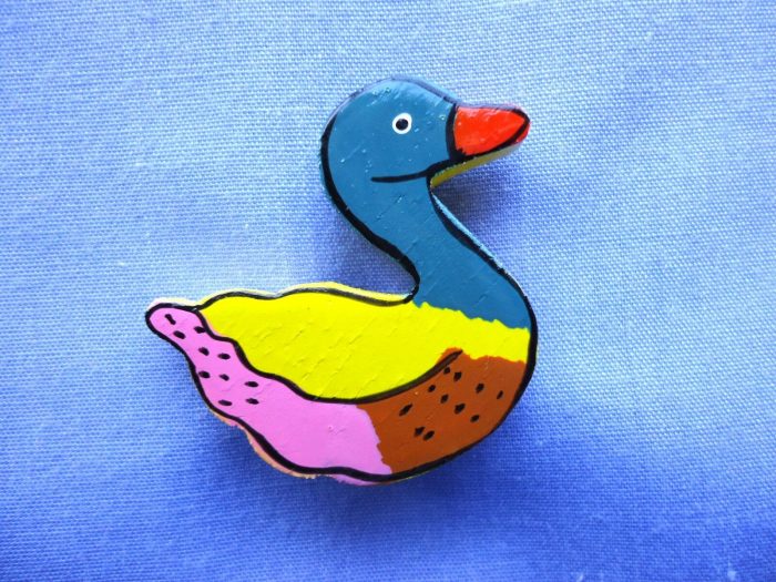 31mm Hand Painted Duck Craft Button (x 2 buttons)