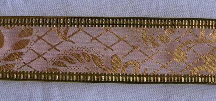 25mm Gold Wire Edged Organza Christmas Ribbon #28 (x 2.7 metres)