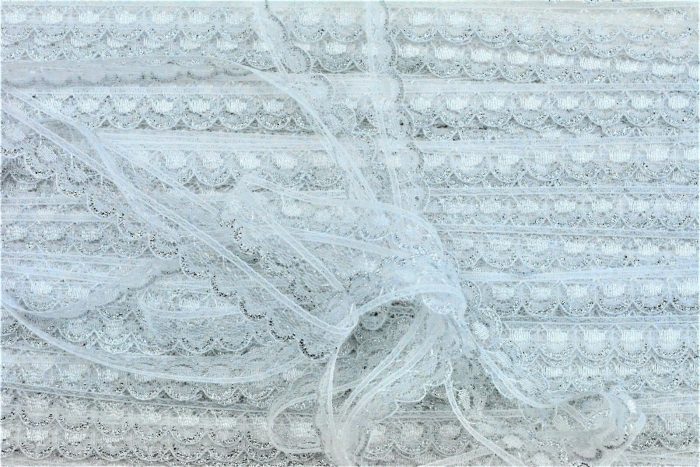 10mm White Nylon Lace with Silver Edge (x 2 metres)