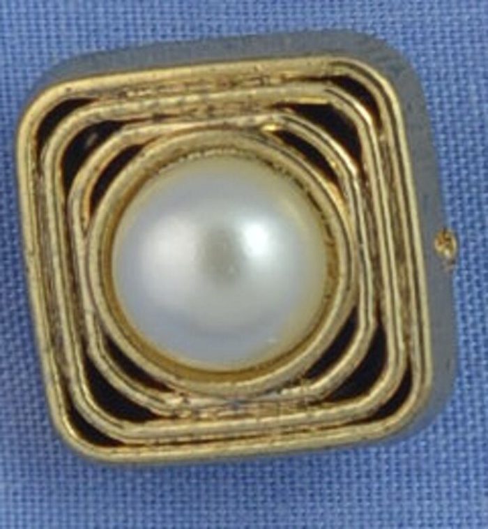 15mm White / Gold Shank Button (x 2 buttons)