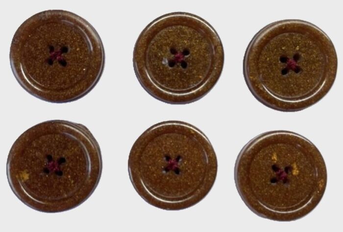 15mm Sibylline Brown 4 Hole Button (x 6 buttons)