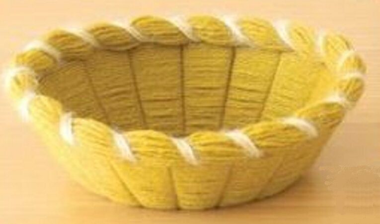 Clover Large Oval Basket Frame