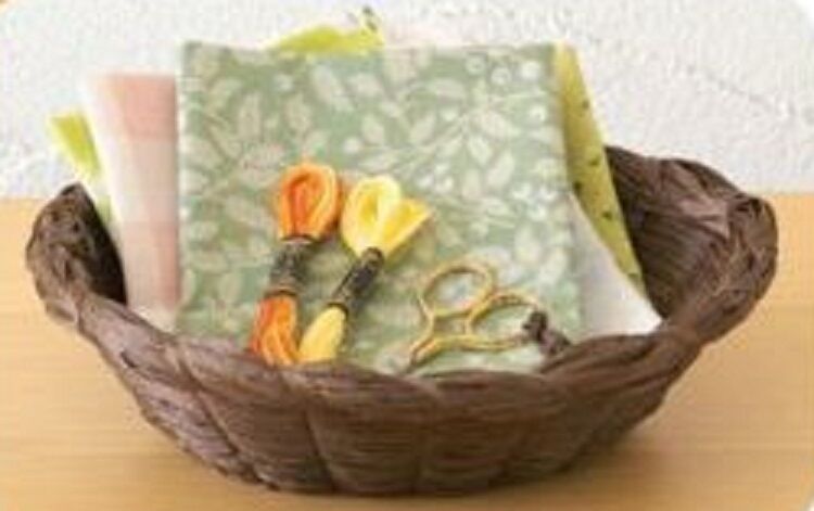 Clover Large Oval Basket Frame